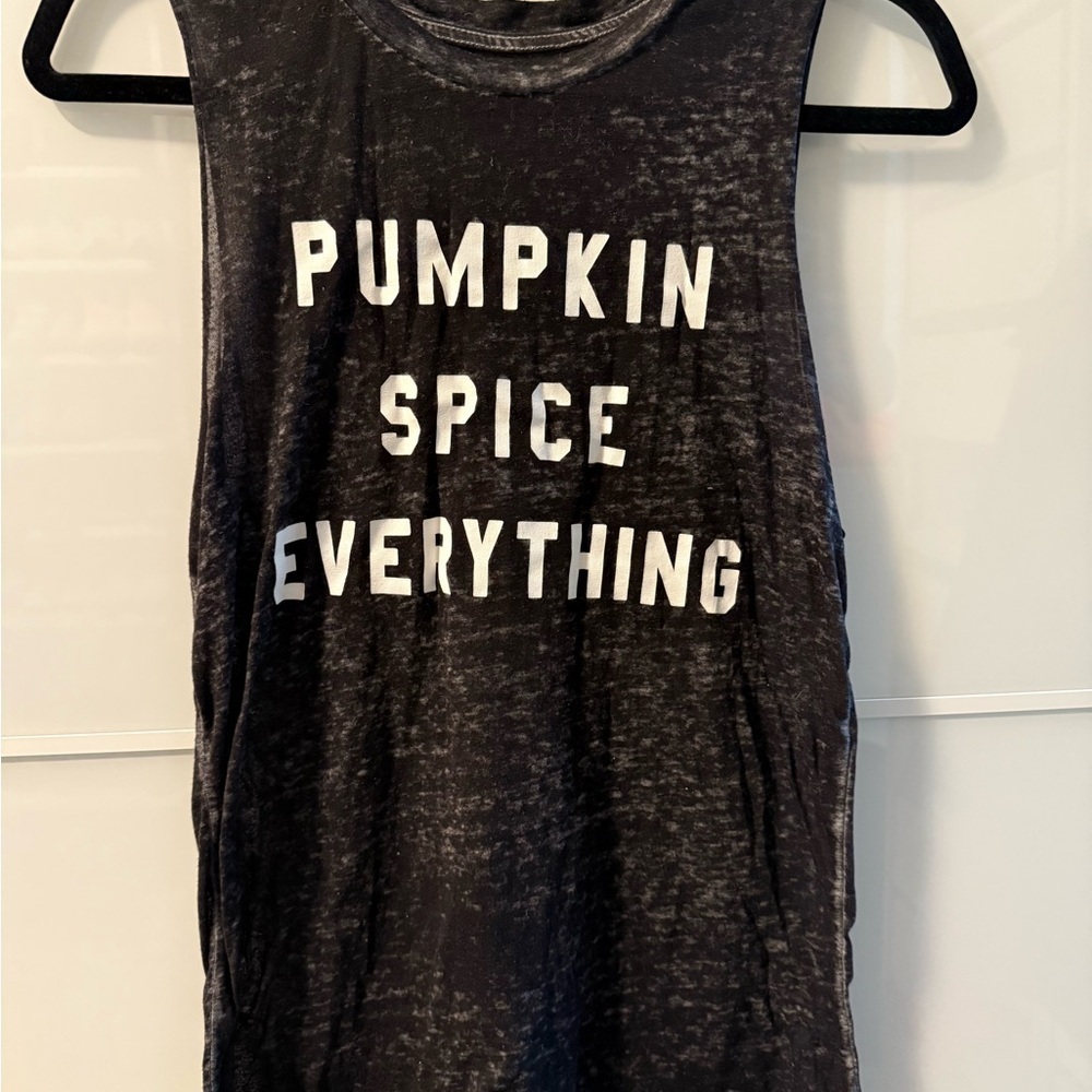 💸CLEARANCE 4/$15💸 Black Graphic Tank Top